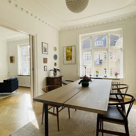 Apartmentincopenhagen 1652 *